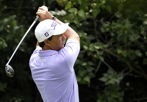 Pernice holds onto lead in iffy weather at Toshiba Classic