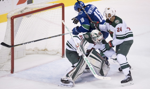Staal scores 37th goal, leads Wild over Canucks 5-2