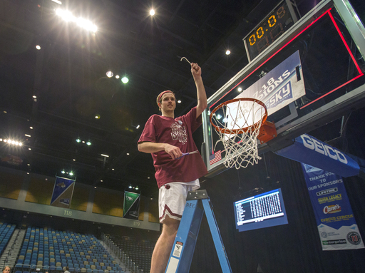 Montana rallies past E. Wash. to earn NCAA Tournament berth