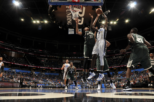 Simmons, Augustin power Magic over Bucks, 126-117