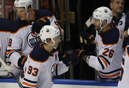 McDavid has 1 goal, 2 assists in Oilers’ 4-2 victory