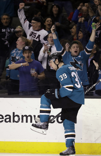 4th line fuels streaking Sharks in 6-2 win over Devils (Mar 21, 2018)