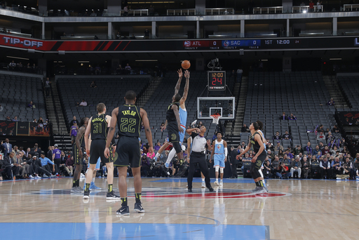 Kings beat Hawks amid protests outside Golden1 Center (Mar 23, 2018)