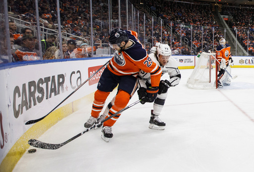 McDavid nets 2, grabs scoring lead as Oilers beat Kings 3-2