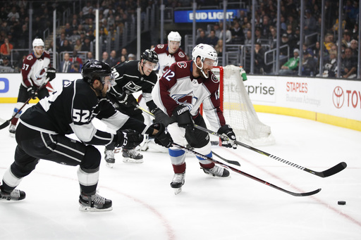 Kings up to 3rd in Pacific with 3-1 win over Avalanche
