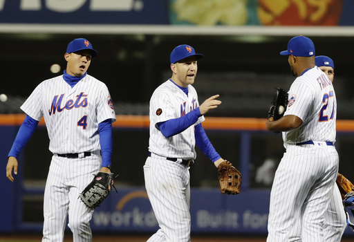 Harvey off to strong start, Mets blank Phillies 2-0