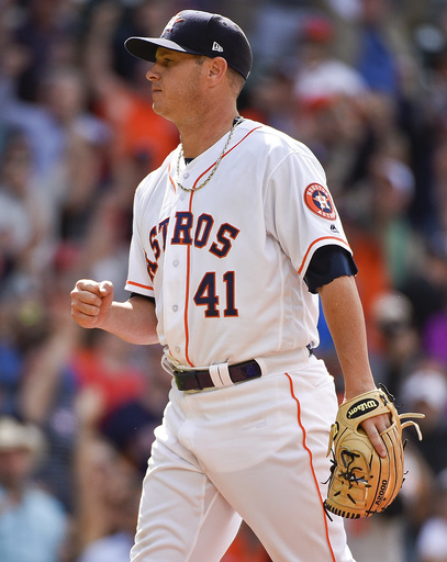 Astros sweep away Orioles with 3-2 victory