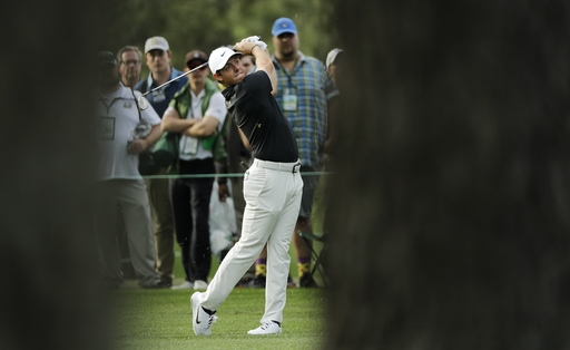 Rory McIlroy keeps career Grand Slam in sight at Masters