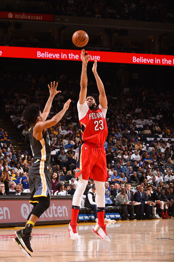 Anthony Davis outduels Kevin Durant, Pelicans beat Warriors