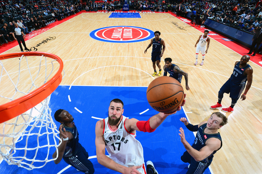 Raptors hold off Pistons 108-98