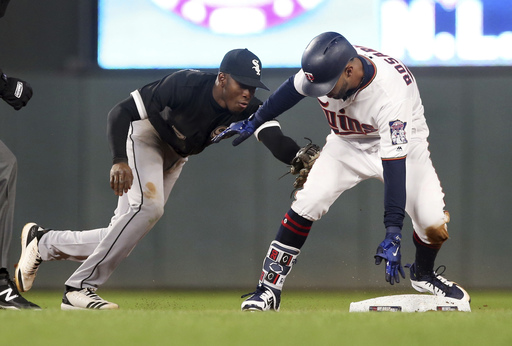 Snow job: Twins postpone 2nd straight game against White Sox