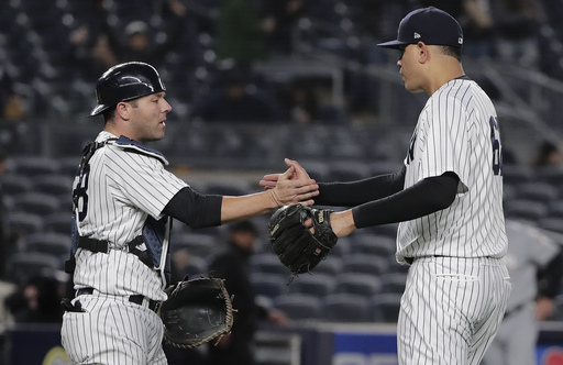 Didi hits 2 HRs, Stanton hitless vs Marlins, Yanks romp 12-1