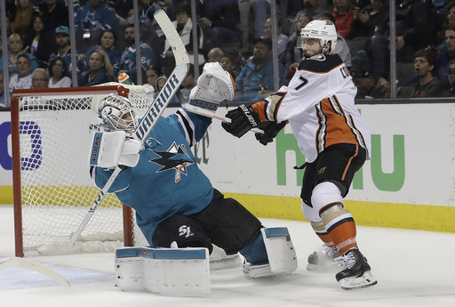 Sharks use 2nd period barrage to beat Ducks 8-1 for 3-0 lead
