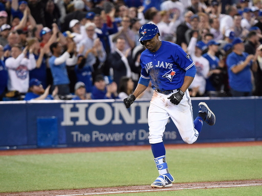 Hernandez has 4 hits, Blue Jays rout slumping Royals 15-5