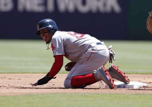 LEADING OFF: Strasburg back in SD, Betts rests for Bronx