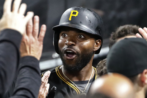 Pirates top Giants 6-5 for 5th straight win