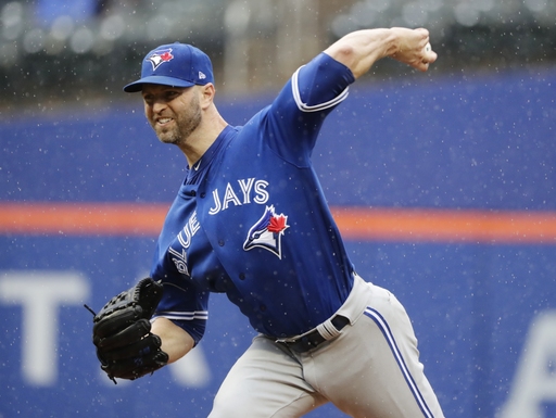 Happ reaches 3 times, allows 2 runners as Jays thump Mets