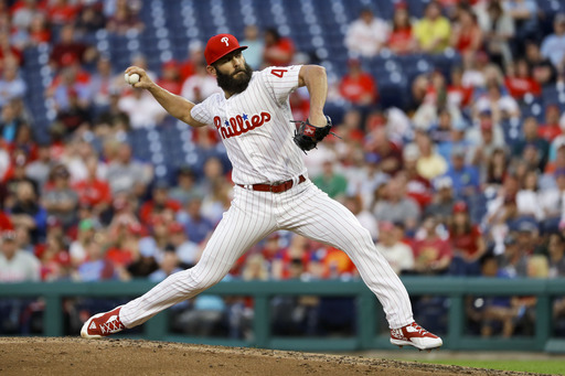 Jake Arrieta aces up, Phillies beat Braves 4-0