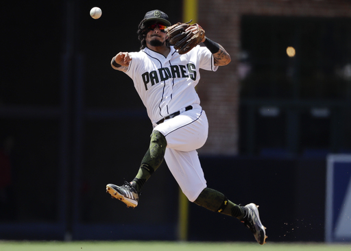 Rookie Smith brilliant for Marlins in 7-2 victory vs Padres