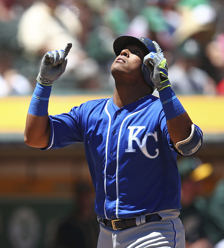 Chapman’s homer in 8th lifts A’s past Royals 3-2