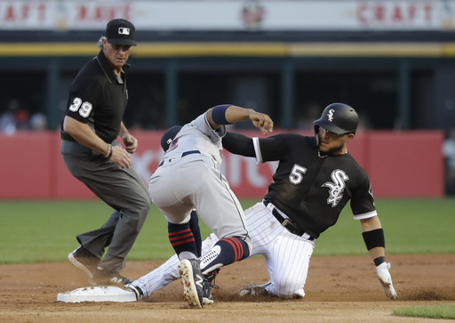 Covey pitches White Sox past Bauer, Indians 3-2