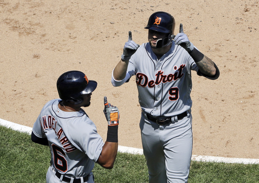 Castellanos powers Tigers past White Sox 7-5