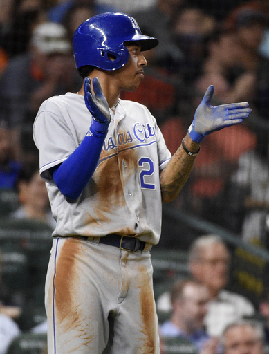 Herrera robs HR, triples in run as Royals beat Astros 1-0