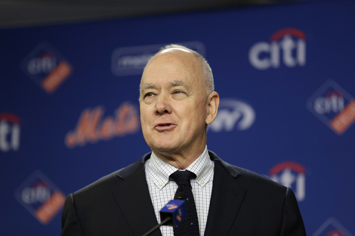 LEADING OFF: Mets GM Alderson steps down, Cain to DL