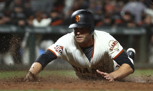 Gorkys Hernandez homers, draws go-ahead walk, lifting Giants