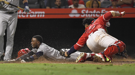 Calhoun’s HR in 10th gives Angels 4-3 win over Mariners