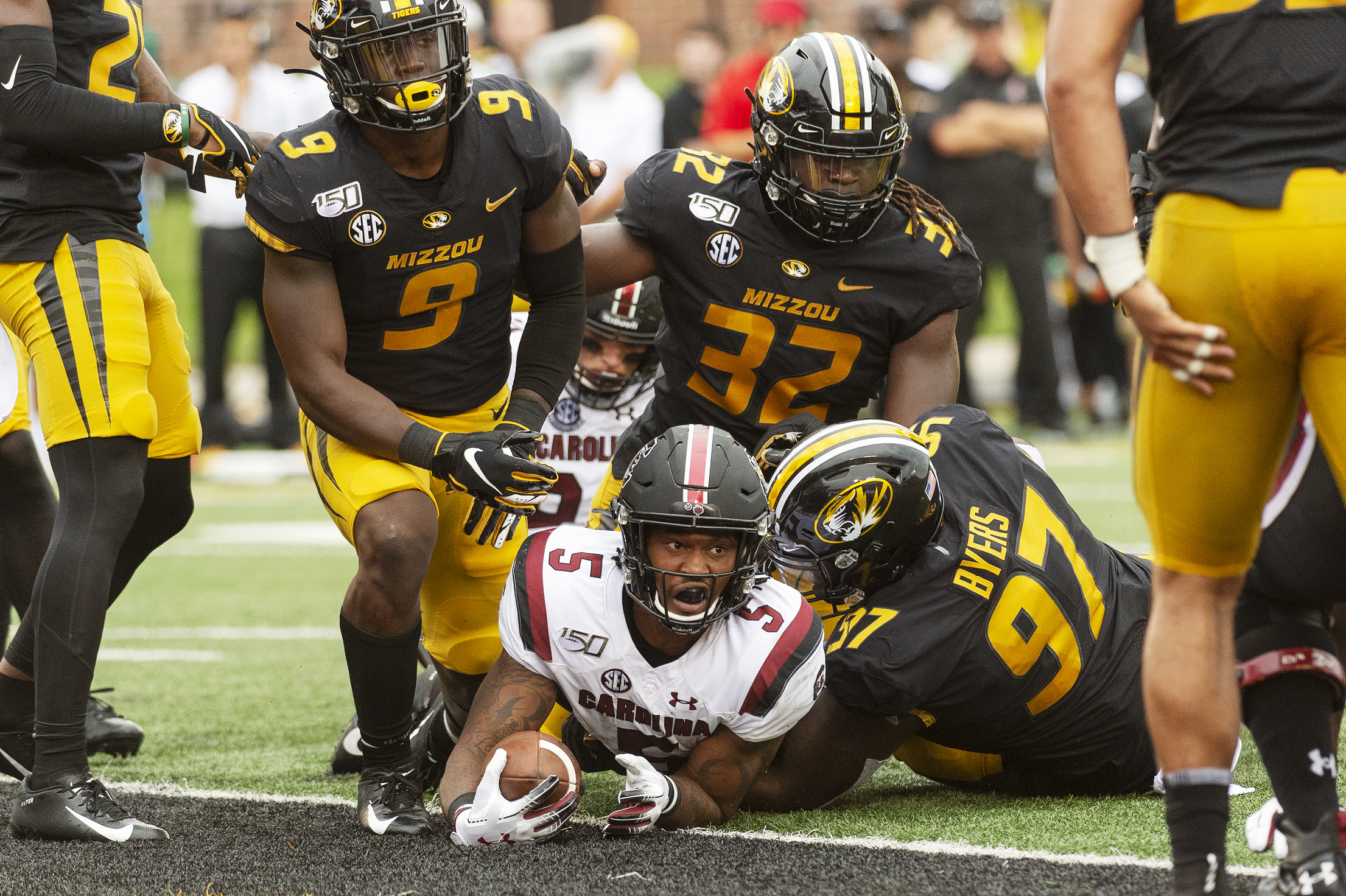 Missouri uses opportunistic defense to beat South Carolina