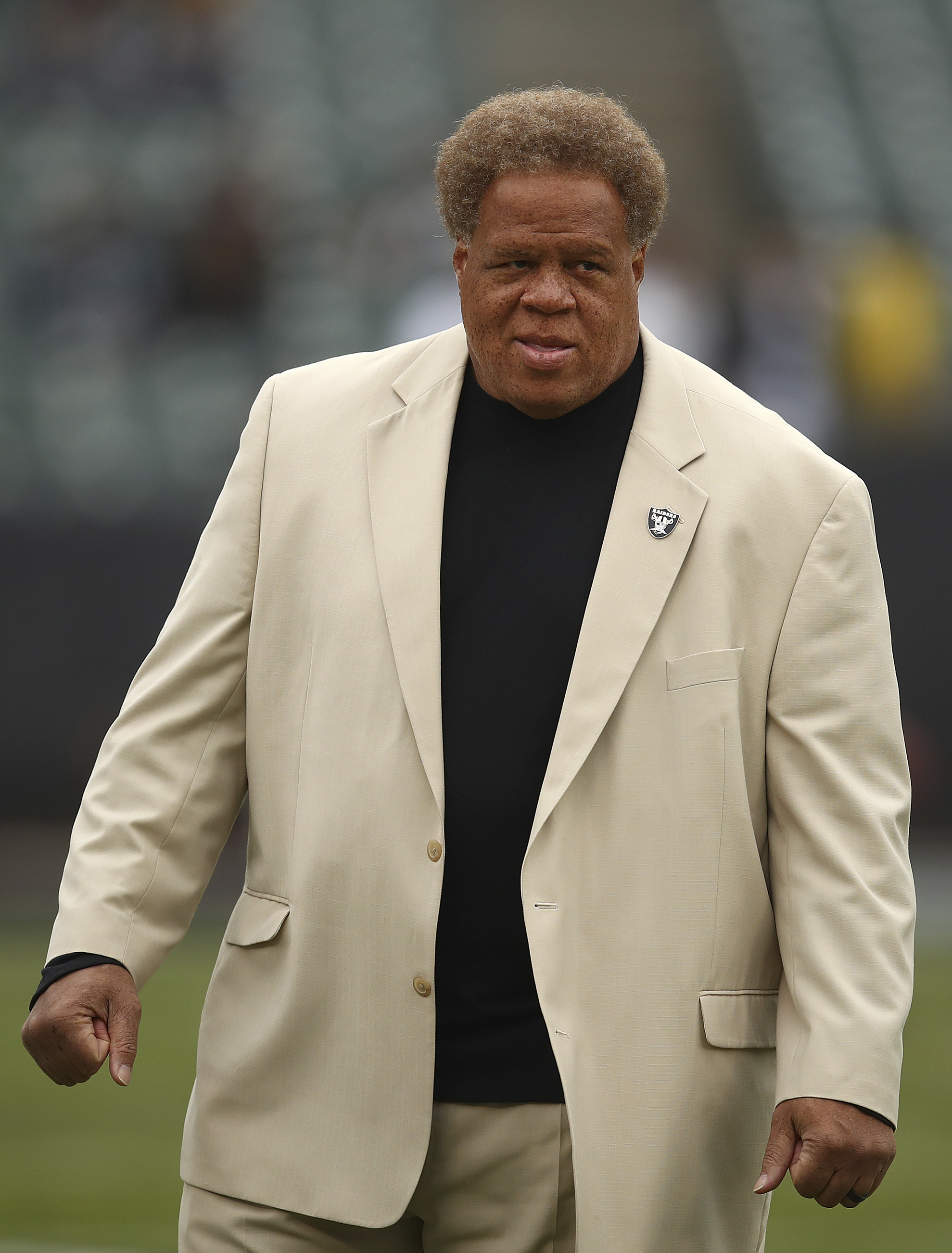 AP source: Raiders fire GM Reggie McKenzie