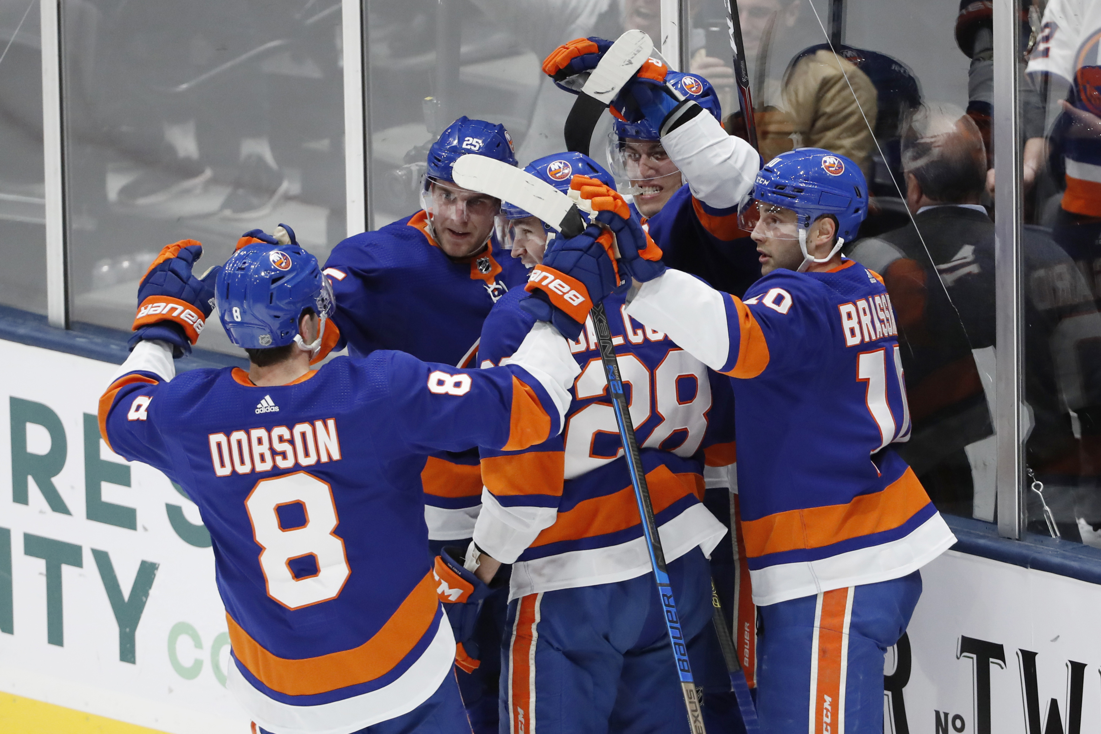 Varlamov, Lee lead Islanders to 1-0 win over Avalanche