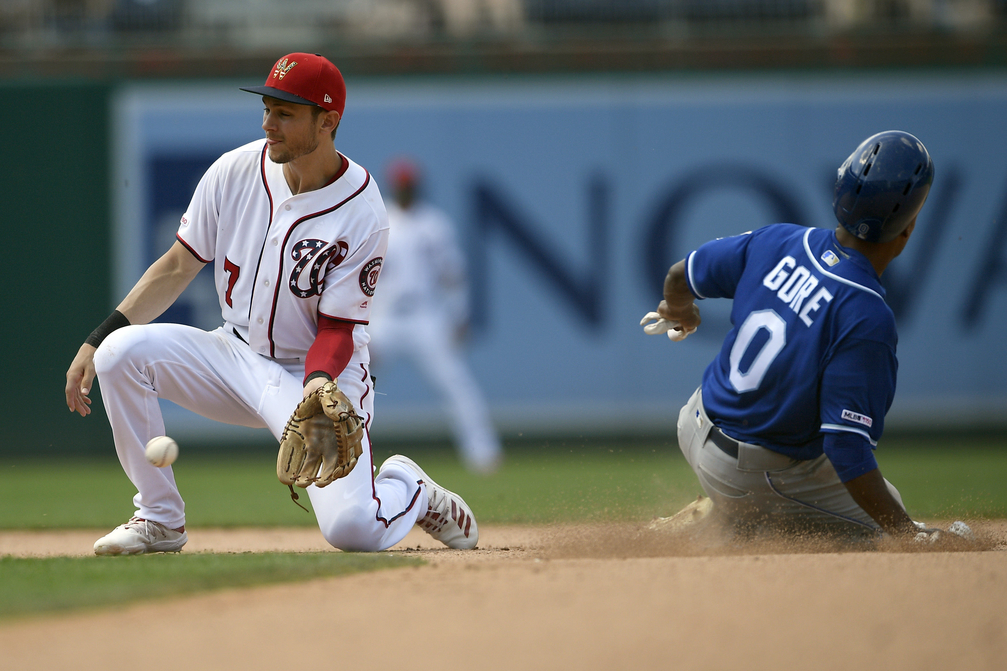 Yankees get speedy OF Terrance Gore from Royals for cash