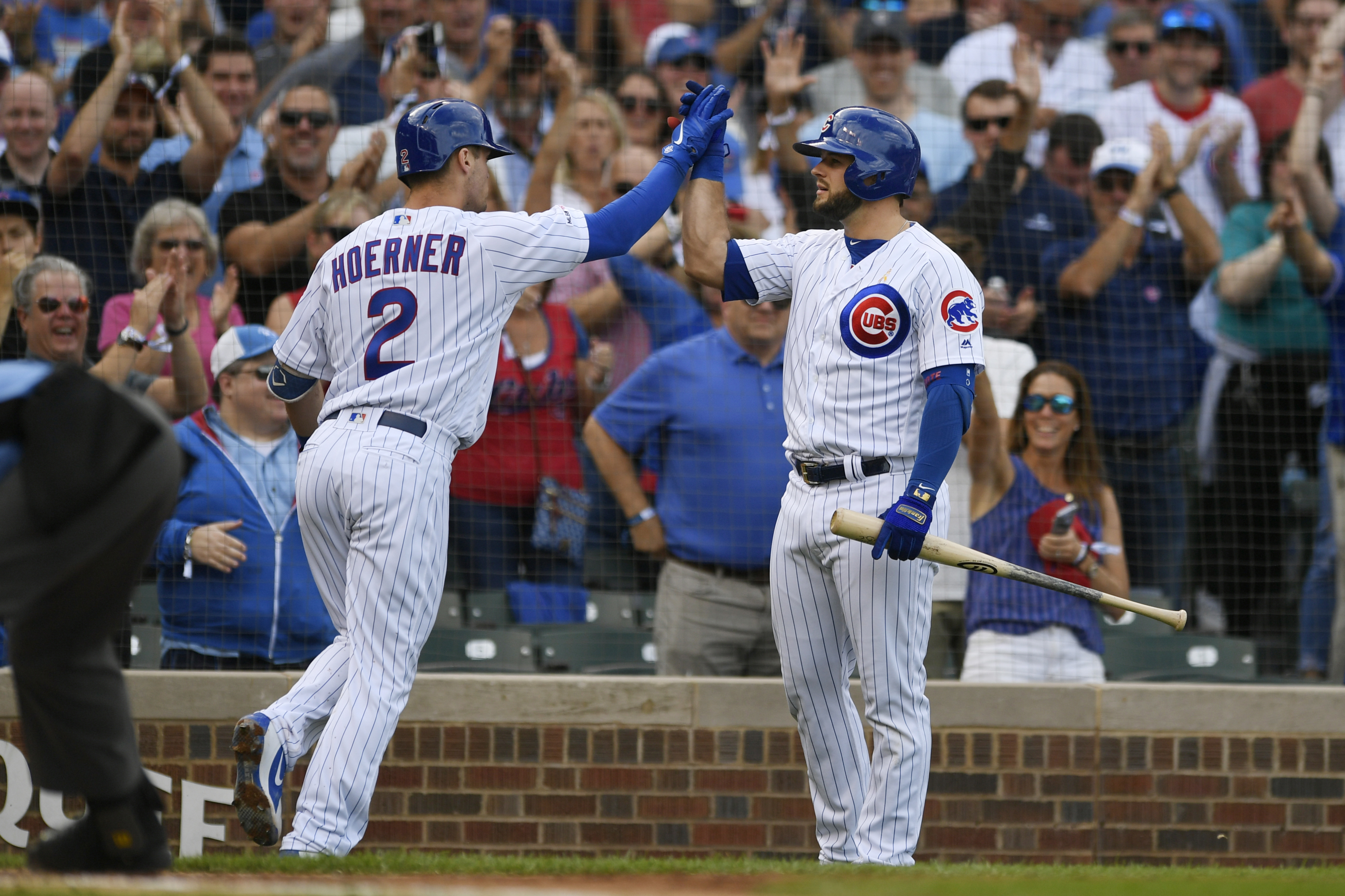 Anthony Rizzo hits grand slam, Cubs pound Pirates 17-8