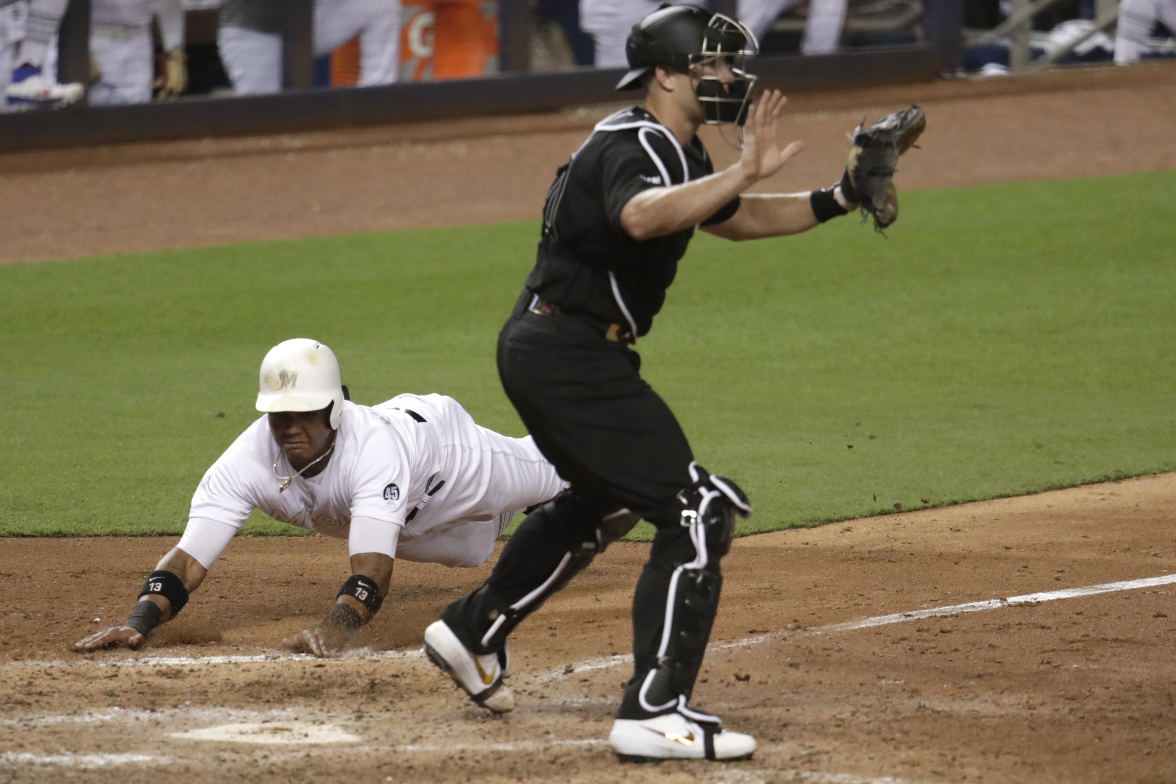 Castro, Marlins rally from 7 runs down, beat Phillies 19-11