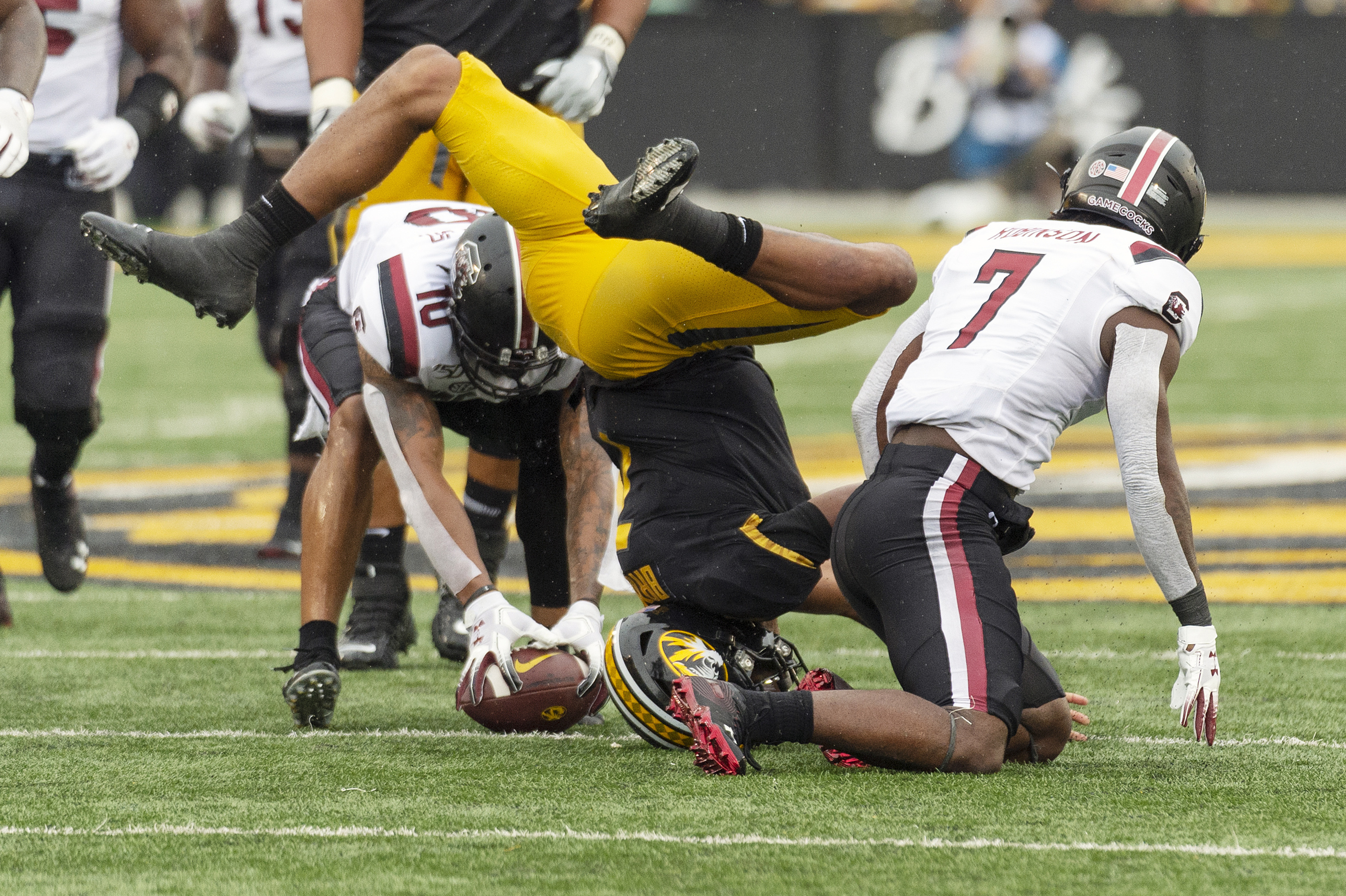 Studious Garrett helps Missouri rout South Carolina