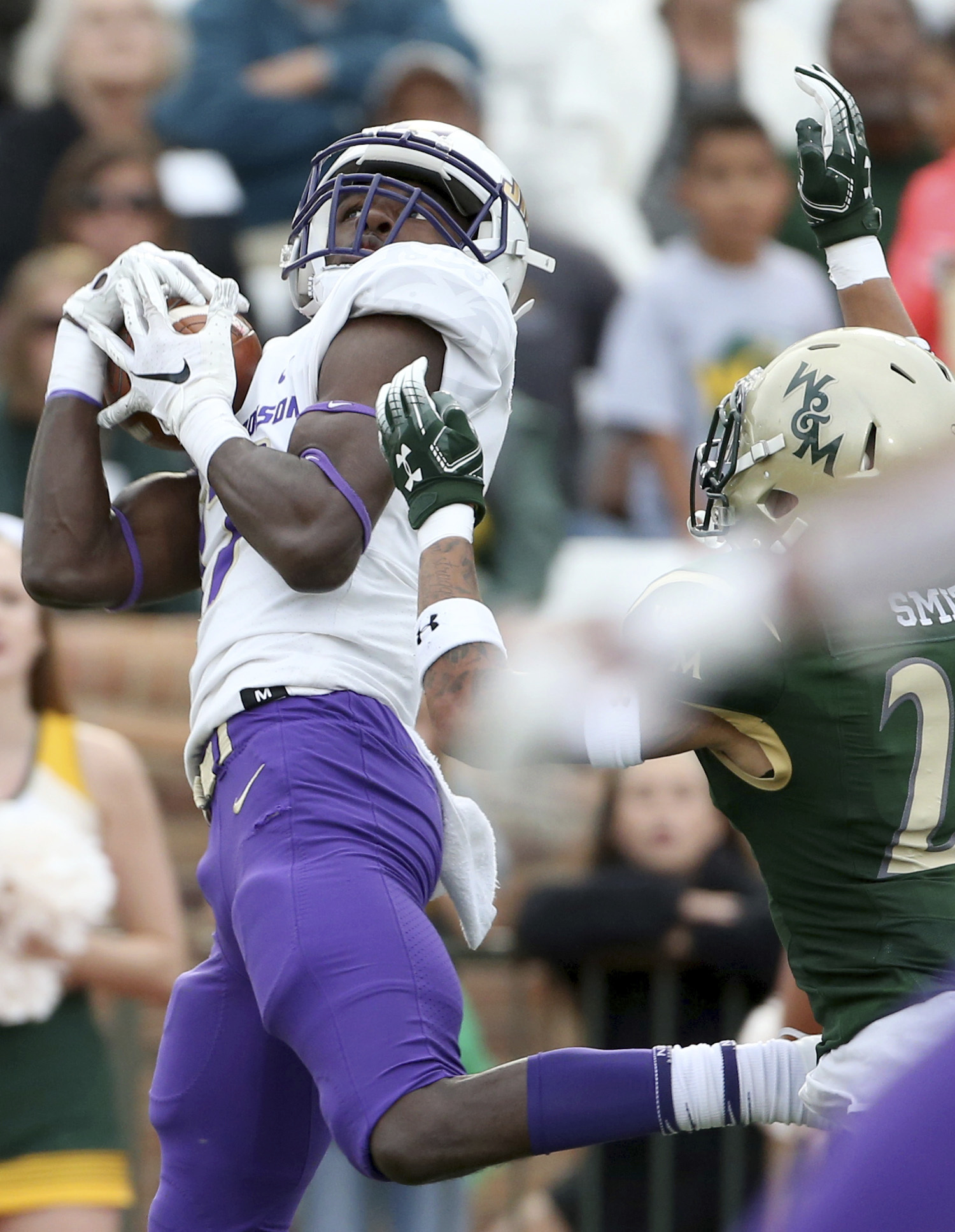 James Madison rolls in 38-10 victory over William & Mary