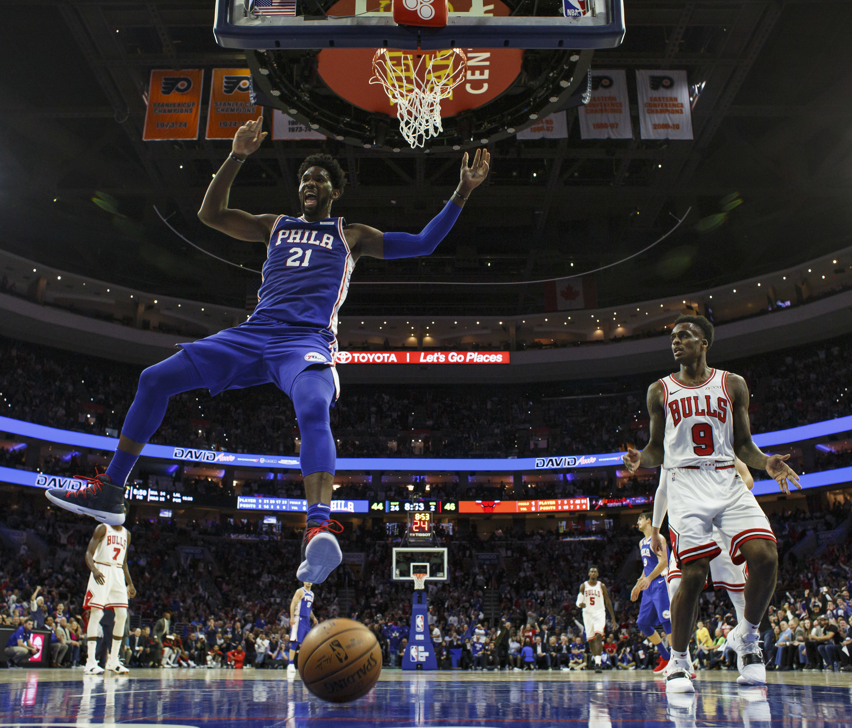 Simmons has triple-double, 76ers beat Bulls 127-108