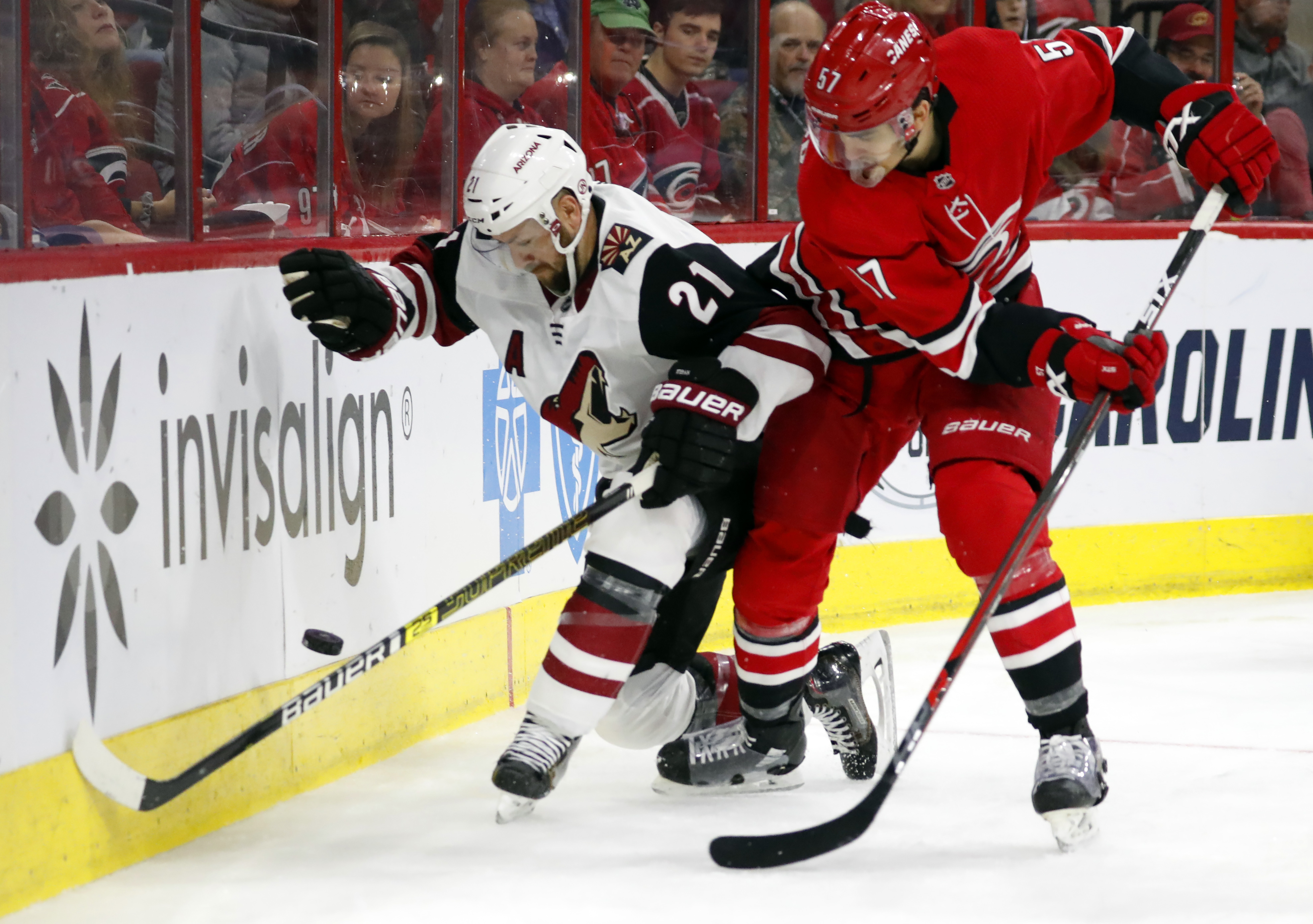 Foegele ends scoring drought, Hurricanes blank Coyotes 3-0