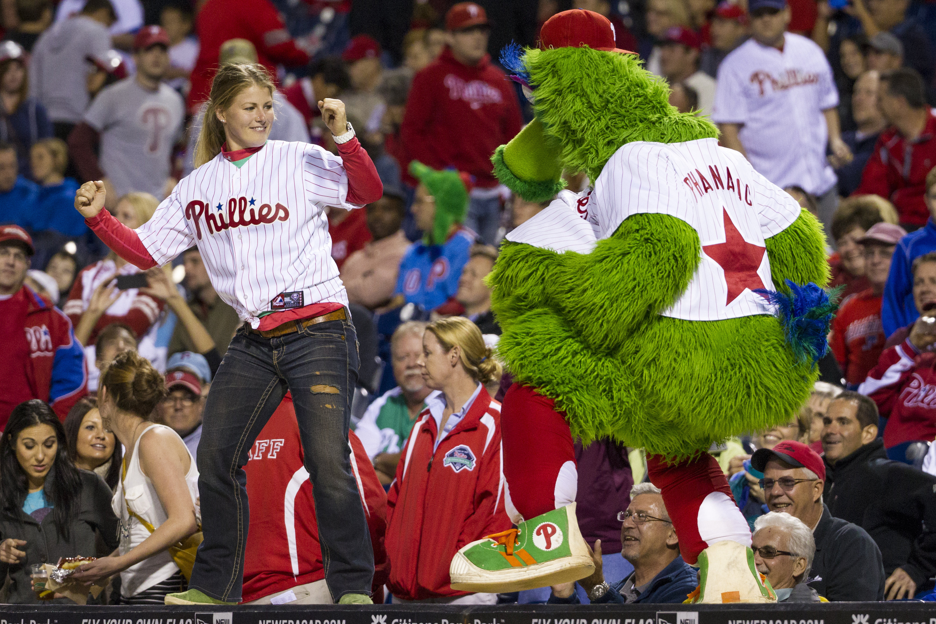 Phillies sue to block Phanatic from becoming 'free agent'
