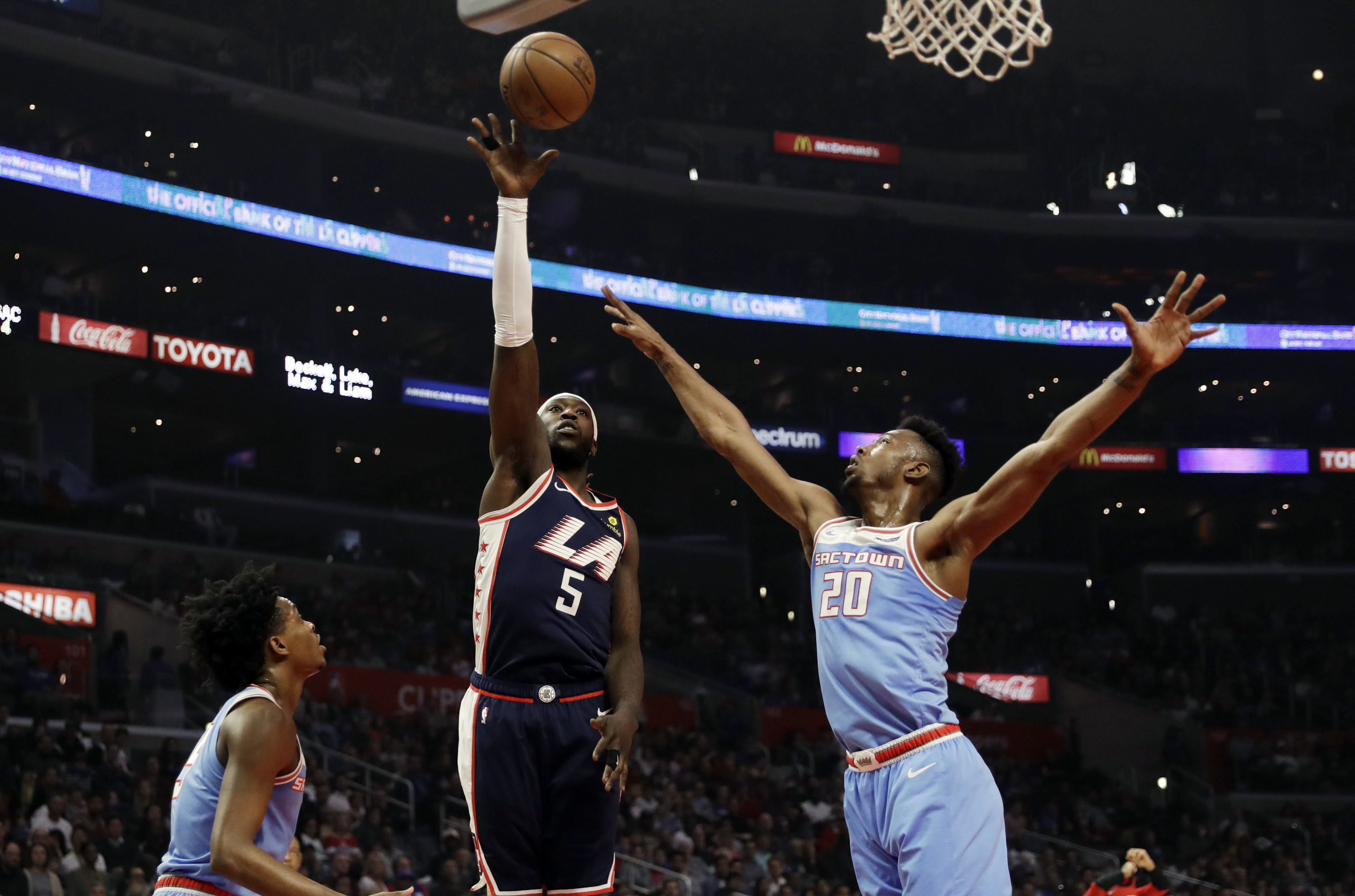 Harrell helps Clippers beat Kings for 3rd straight win