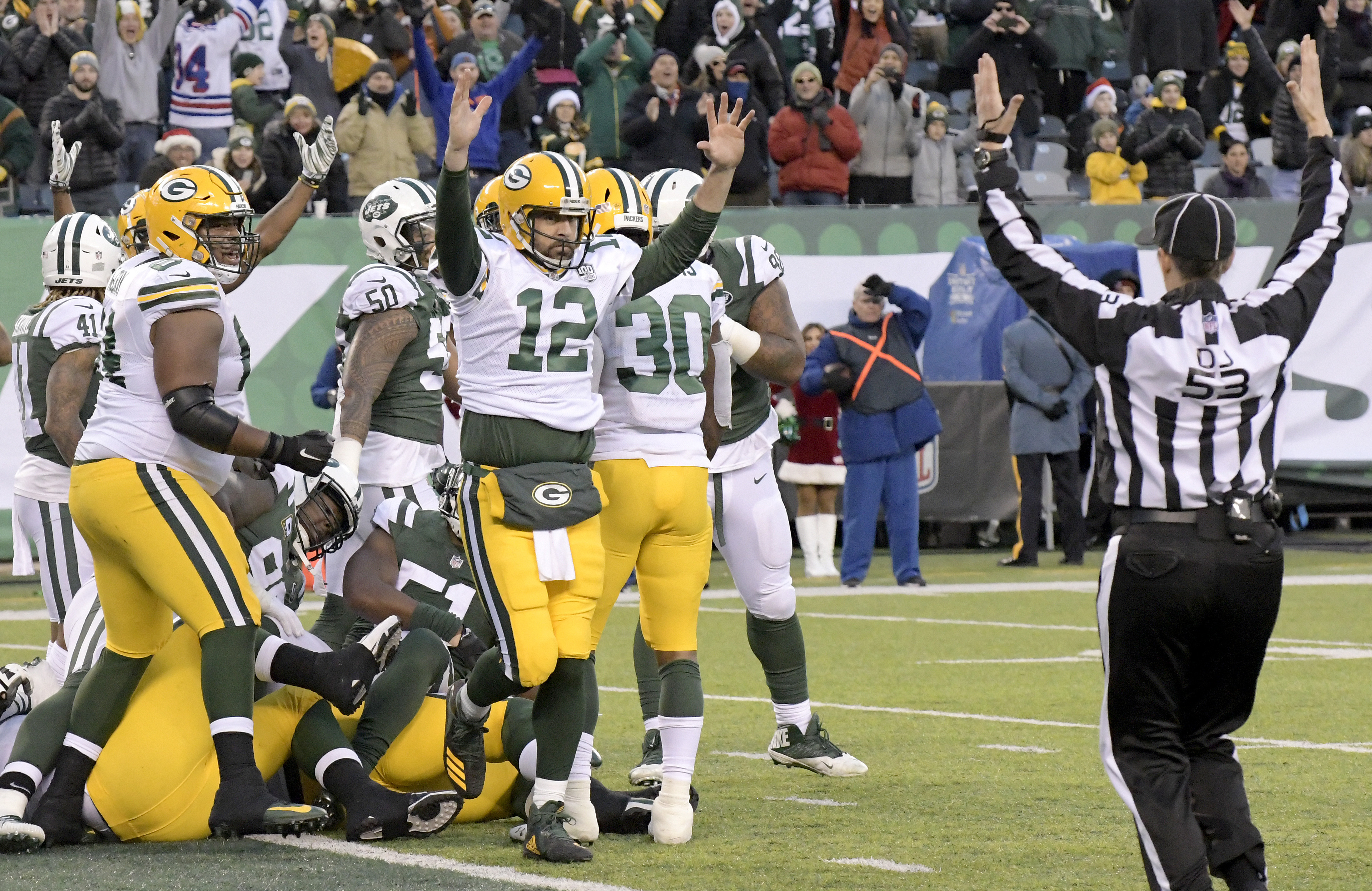 Rodgers leads Packers to wild 44-38 overtime win over Jets