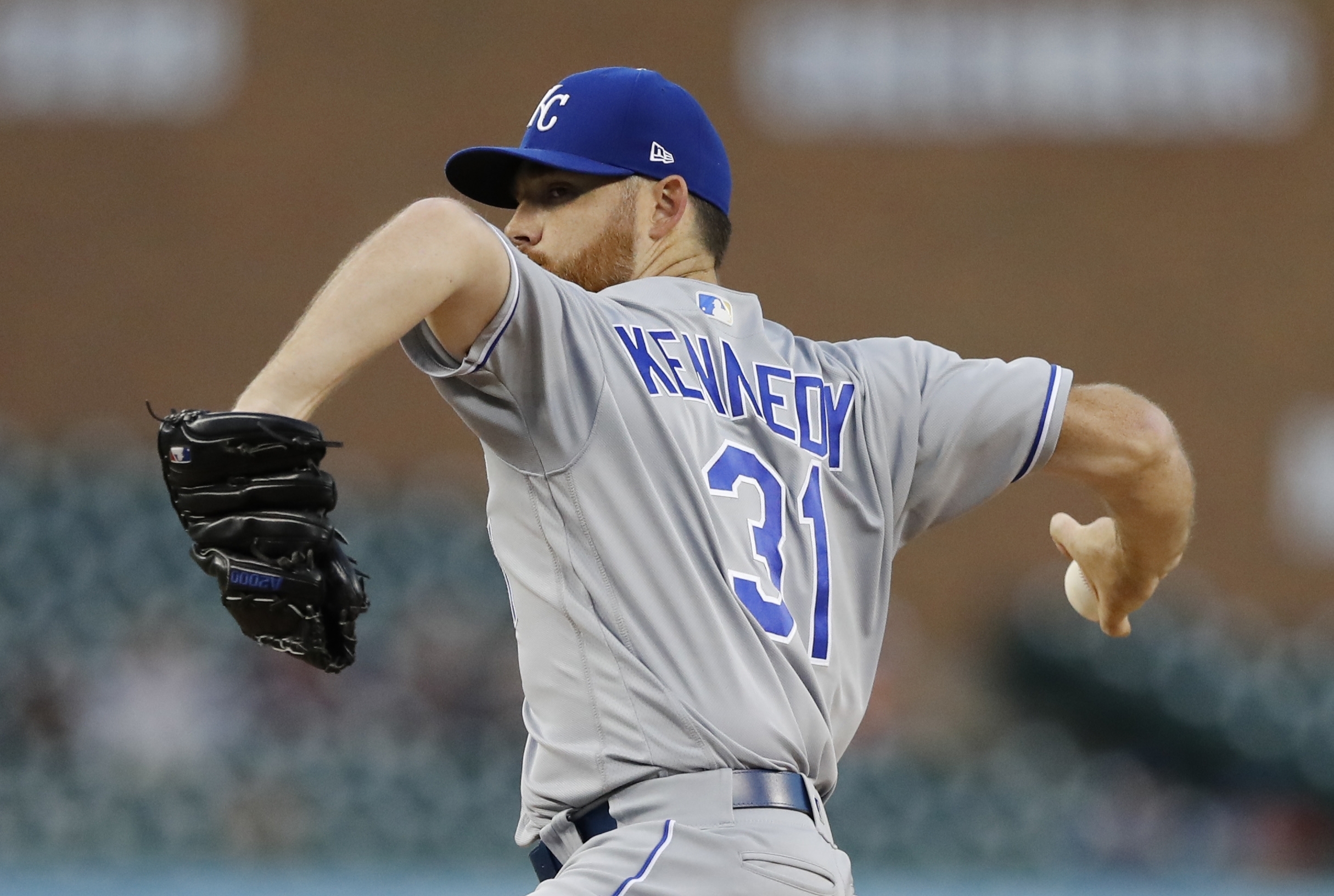 Royals beat Tigers 4-3, stop 5-game slide