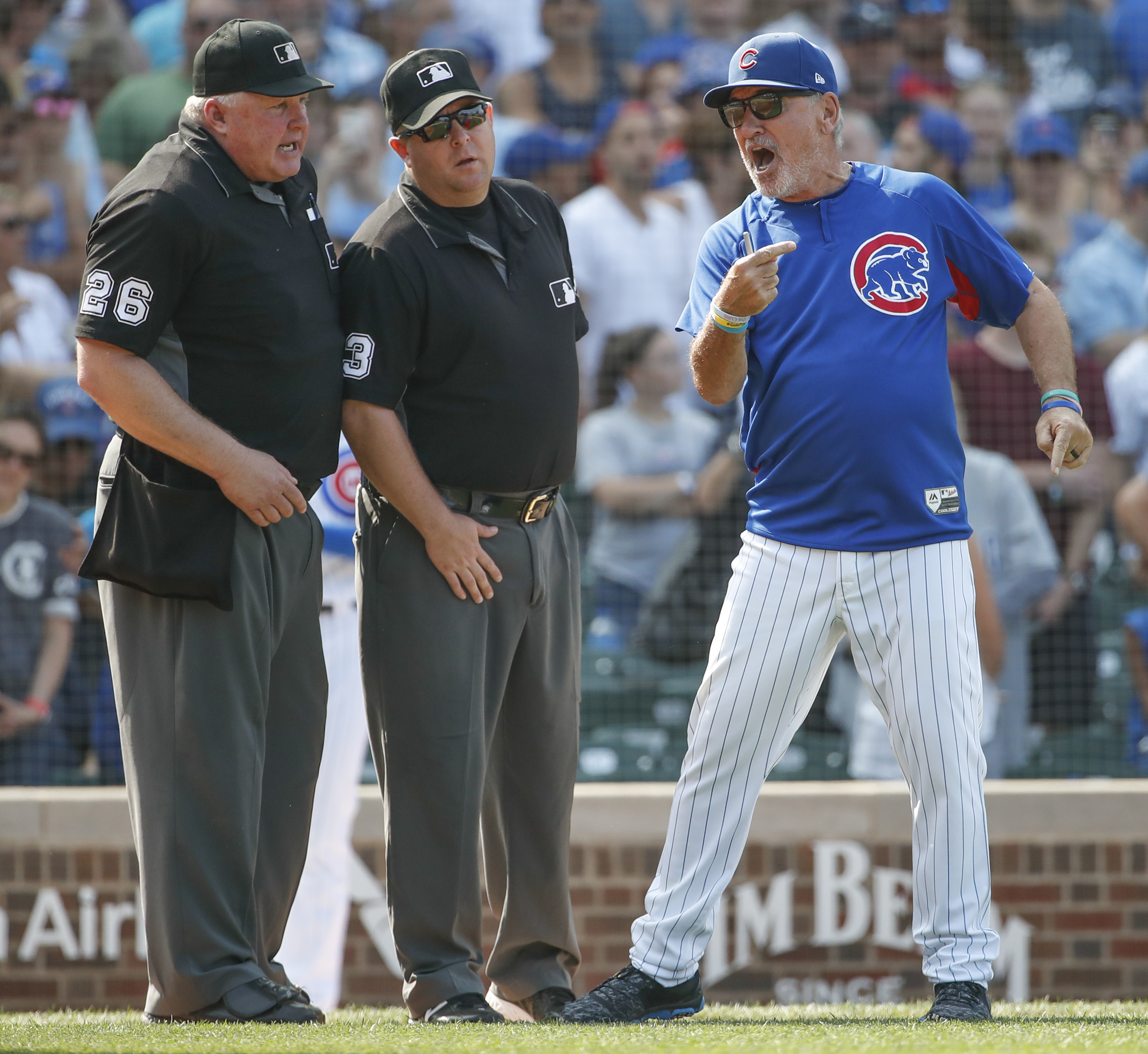 Heyward, Rizzo help Cubs rally past Nationals, 3-2