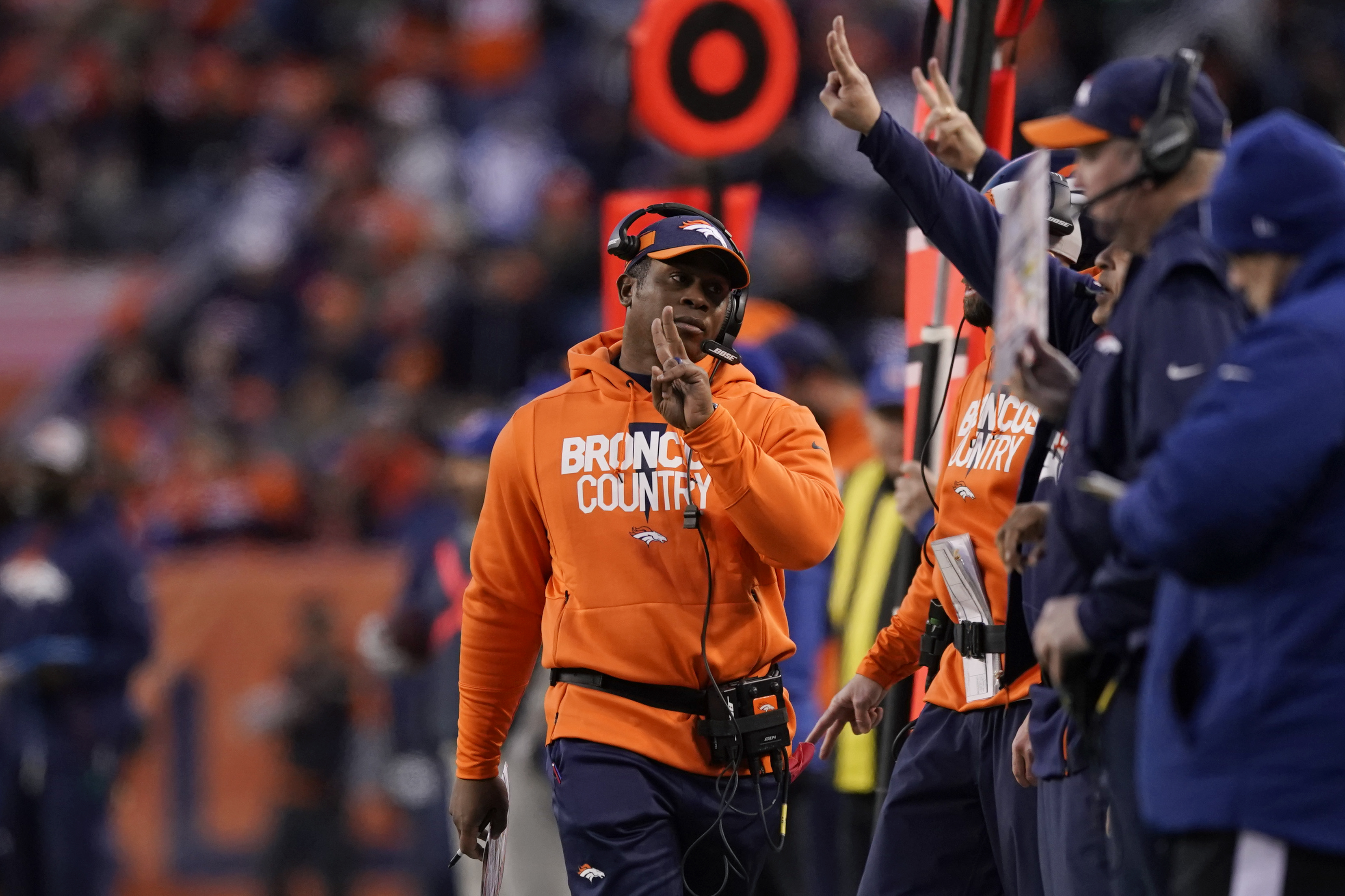 Broncos careen into another offseason of uncertainty