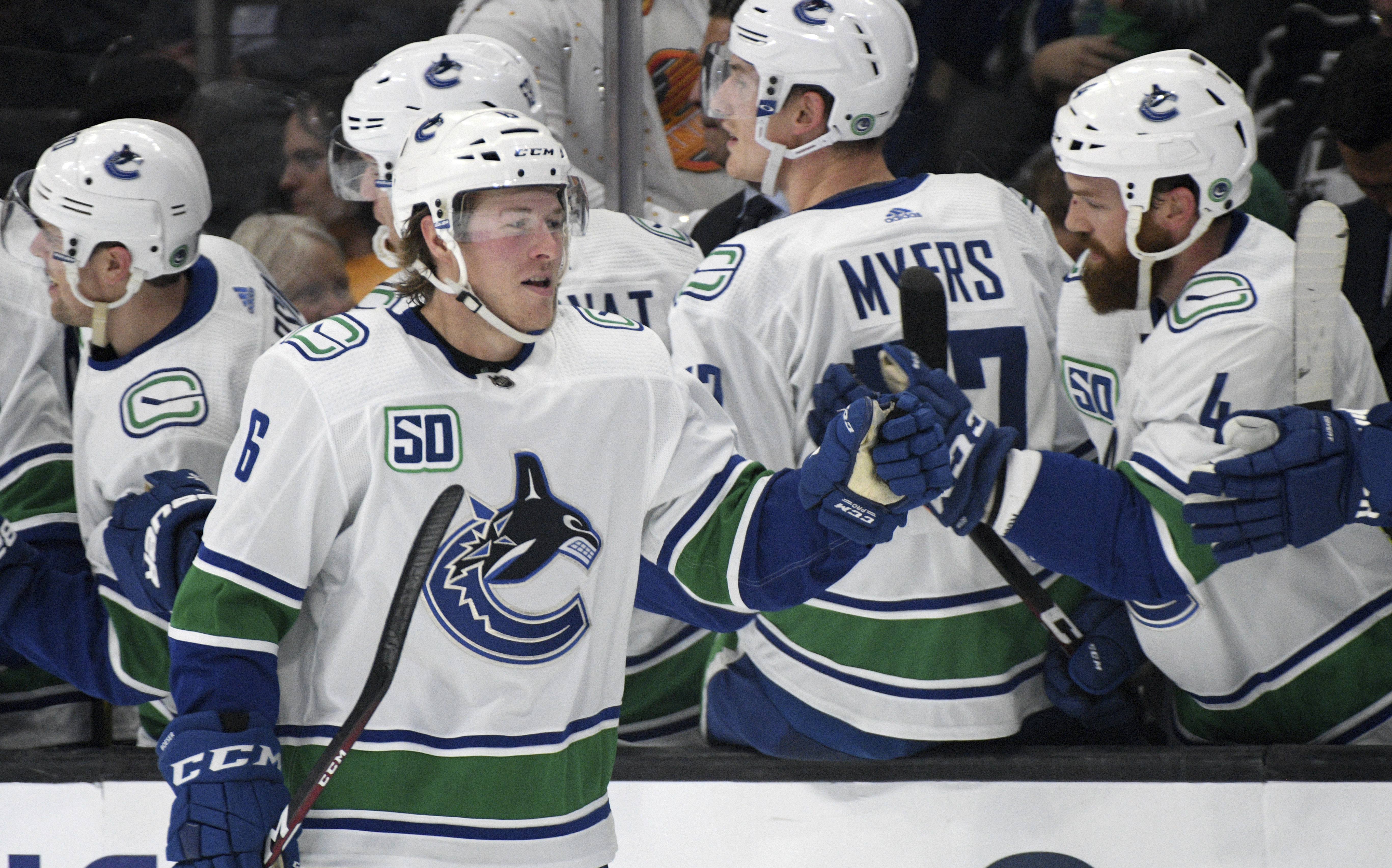 Boeser, Pettersson push Canucks to 5-3 win over Kings