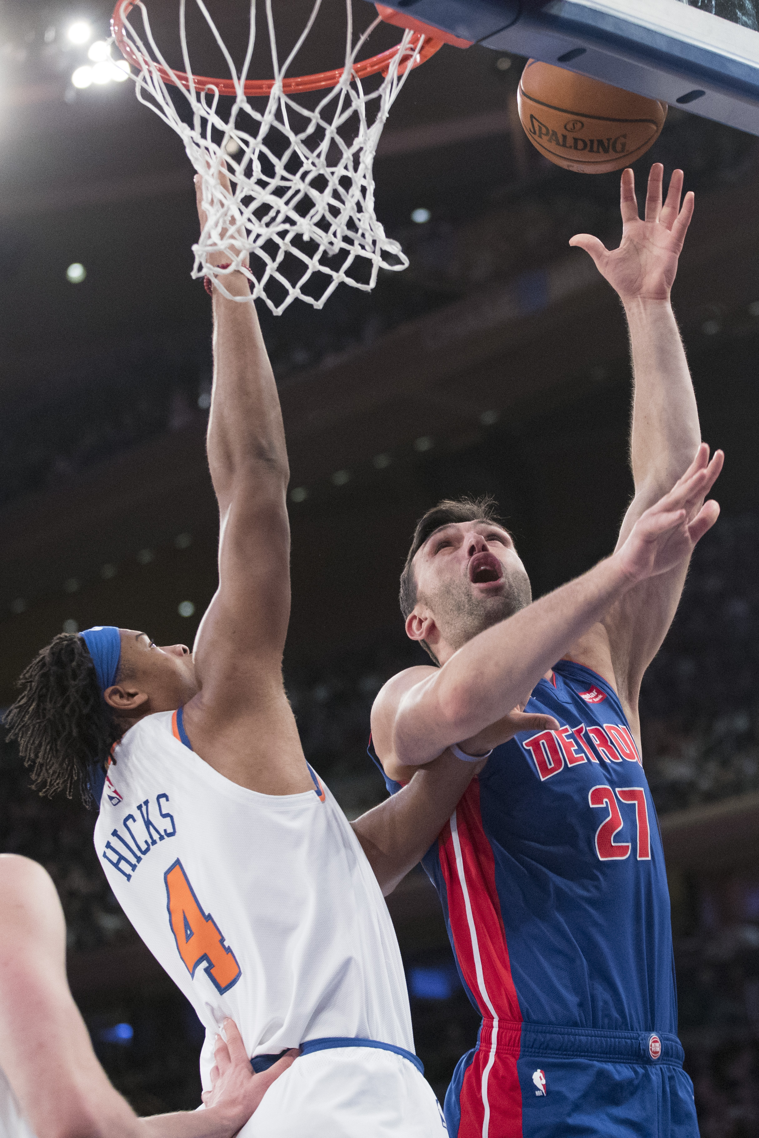 Pistons top Knicks 115-89, clinch final playoff spot in East
