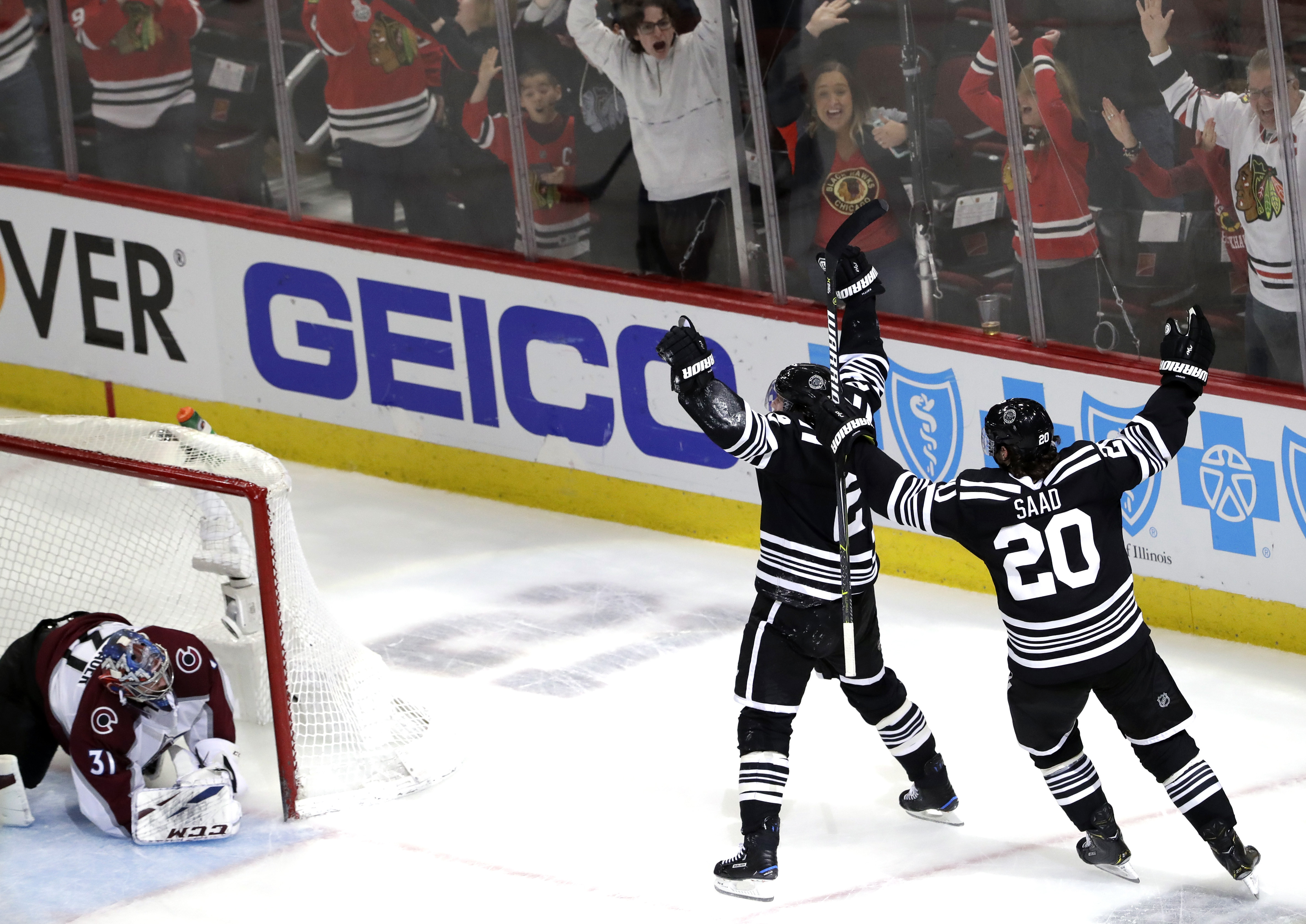 Keith scores in OT to lift Blackhawks over Avalanche 2-1