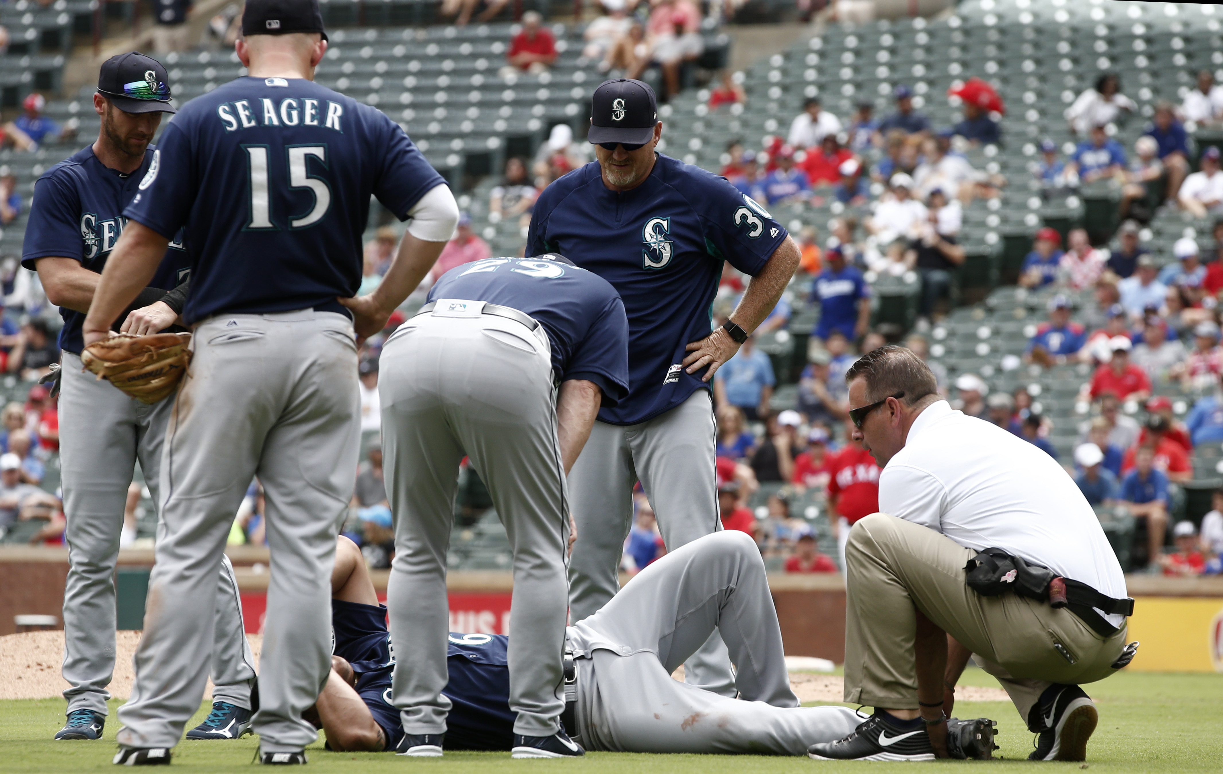 LEADING OFF: Struggling Seattle faces Houston, Porcello up